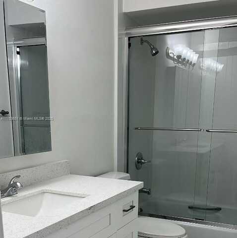 2307 Taylor St, Hollywood, FL 33020