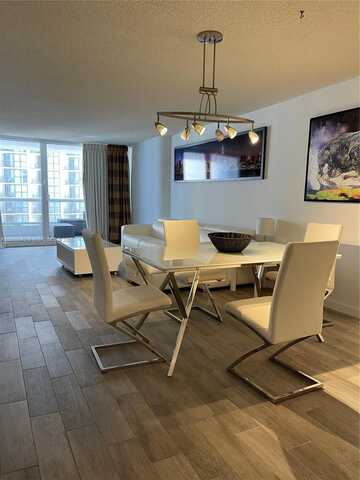 1717 N Bayshore Dr, Miami, FL 33132