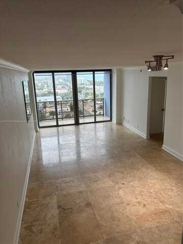 401 69th St, Miami Beach, FL 33141
