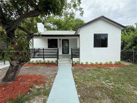 1125 NW 37th St, Miami, FL 33127