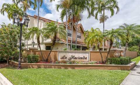 18326 NW 68th Ave, Miami, FL 33015