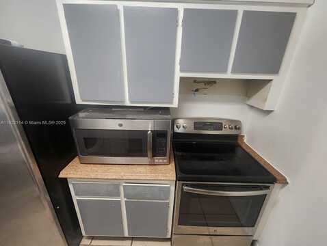 4150 NW 90th Ave, Coral Springs, FL 33065