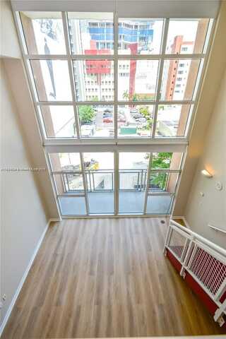 244 Biscayne Blvd, Miami, FL 33132