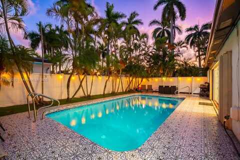 1244 Garfield St, Hollywood, FL 33019