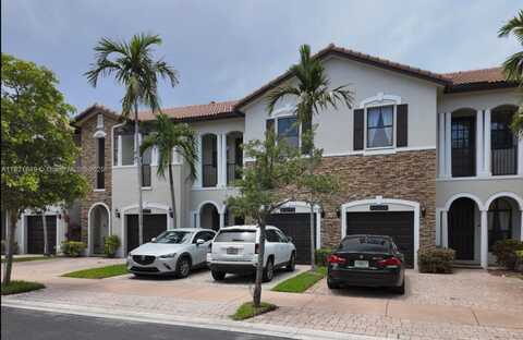 10269 NW 32nd Ter, Doral, FL 33172