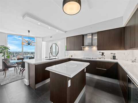 333 Las Olas Way, Fort Lauderdale, FL 33301