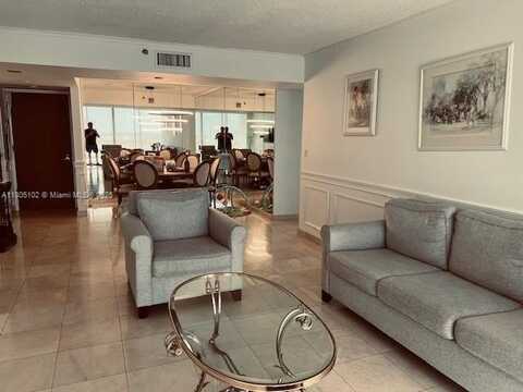 1000 W Island Blvd, Aventura, FL 33160