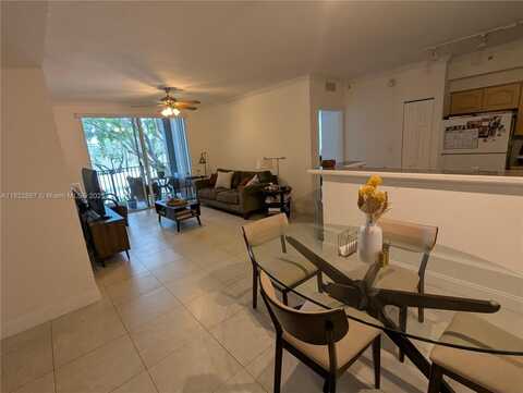 6801 SW 44th St, Miami, FL 33155