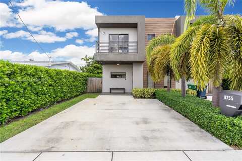 8755 SW 34th St, Miami, FL 33165