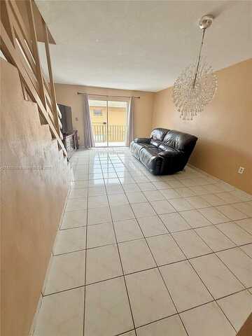 1100 W 35th St, Hialeah, FL 33012
