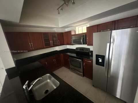 7265 SW 89th St, Miami, FL 33156