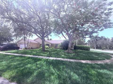 19960 NW 4th St, Pembroke Pines, FL 33029