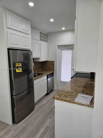 95 Edgewater Dr, Coral Gables, FL 33133