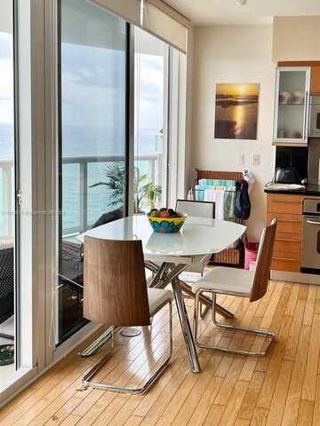 6365 Collins Ave, Miami Beach, FL 33141