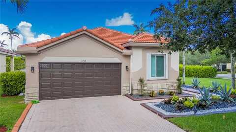 1753 Aspen Ln, Weston, FL 33327