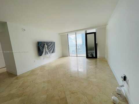 1155 Brickell Bay Dr, Miami, FL 33131