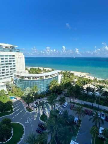 2899 Collins Ave, Miami Beach, FL 33140
