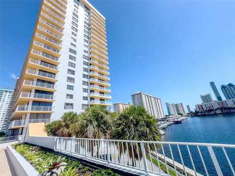 290 174th St, Sunny Isles Beach, FL 33160