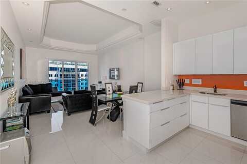 2301 Collins Ave, Miami Beach, FL 33139