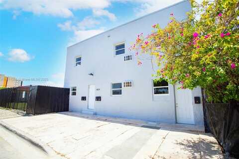 2424 NW 7th Ct, Miami, FL 33127