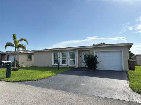 4911 NW 14th Ave, Deerfield Beach, FL 33064