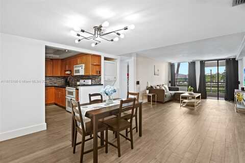 6451 N University Dr, Tamarac, FL 33321