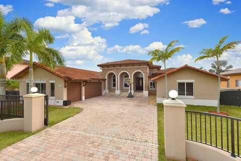 19686 SW 130th Ave Rd, Miami, FL 33177