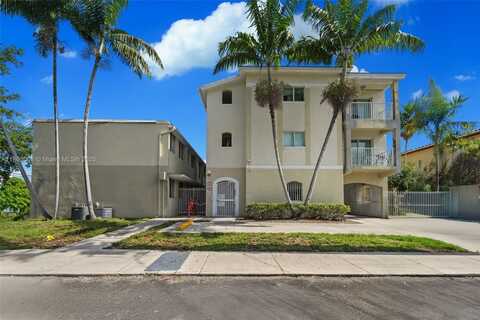 1025 SW 7th Ave, Miami, FL 33130