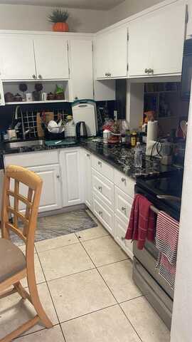 215 SE 3rd Ave, Hallandale Beach, FL 33009