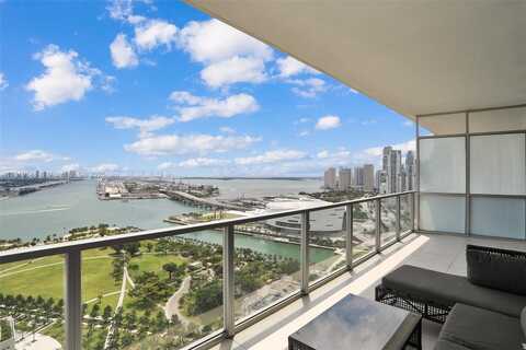 1100 Biscayne Blvd, Miami, FL 33132