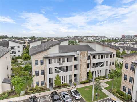 7905 NW 104th Ave, Doral, FL 33178