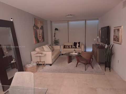 1450 Brickell Bay Dr, Miami, FL 33131