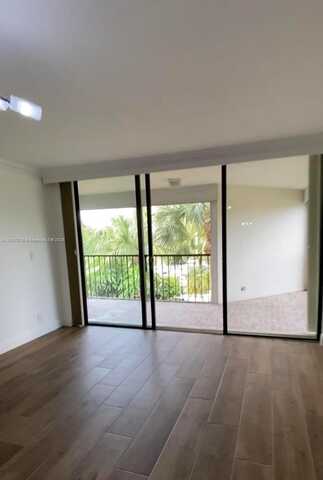 16500 Golf Club Rd, Weston, FL 33326