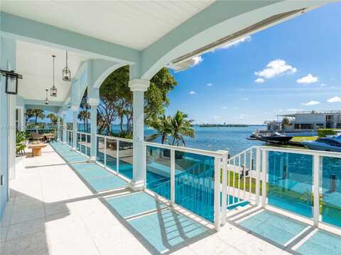 1080 NE Little River Dr, Miami, FL 33138