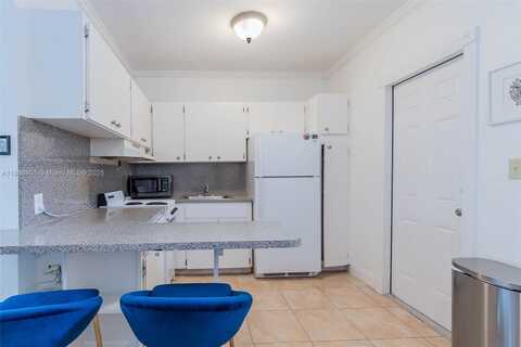 1300 Salzedo St, Coral Gables, FL 33134