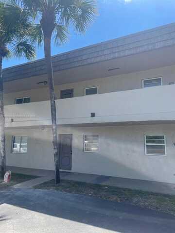 2900 Fiore Way, Delray Beach, FL 33445