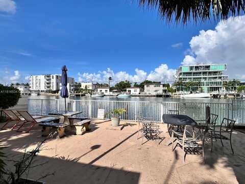 8420 Byron Ave, Miami Beach, FL 33141