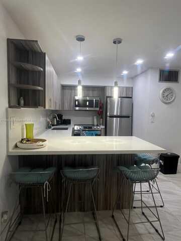 2145 Pierce St, Hollywood, FL 33020