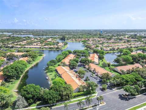 88 Centennial Ct, Deerfield Beach, FL 33442