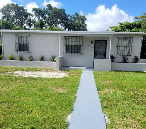 1760 NW 127th St, Miami, FL 33167