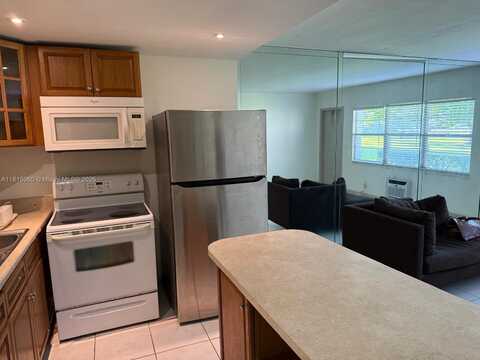 217 Suffolk F, Boca Raton, FL 33434