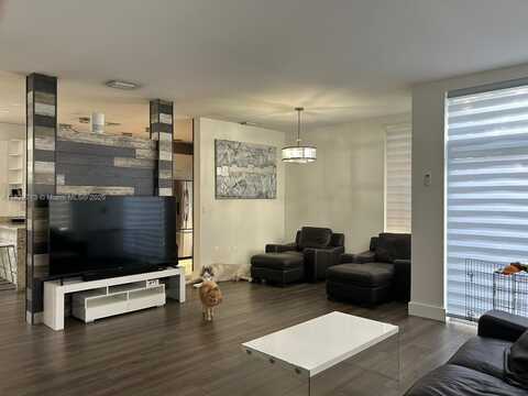3065 N 36th Ave, Hollywood, FL 33021