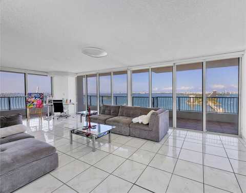 555 NE 15th St, Miami, FL 33132