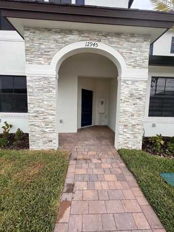 12945 SW 232nd Ln, Homestead, FL 33032