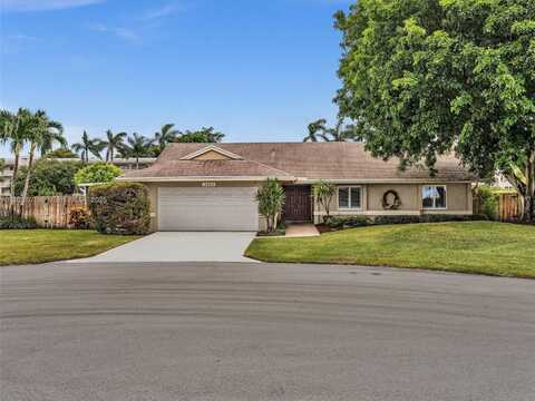 3920 NW 20th St, Coconut Creek, FL 33066