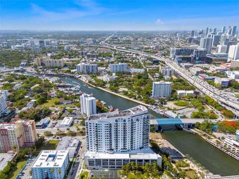 10 SW South River Dr, Miami, FL 33130
