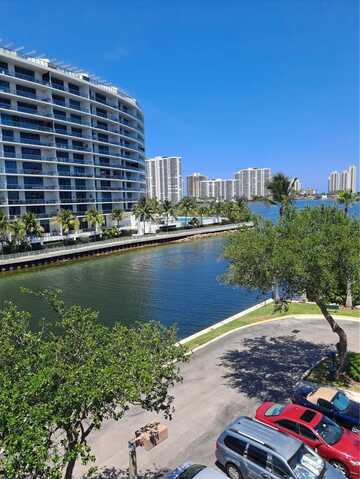 3255 NE 184th St, Aventura, FL 33160