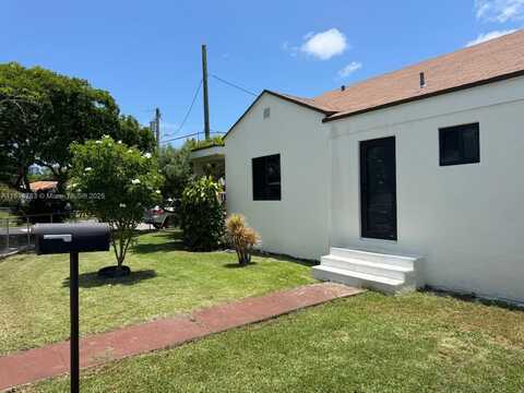 2160 NW 30th St, Miami, FL 33142