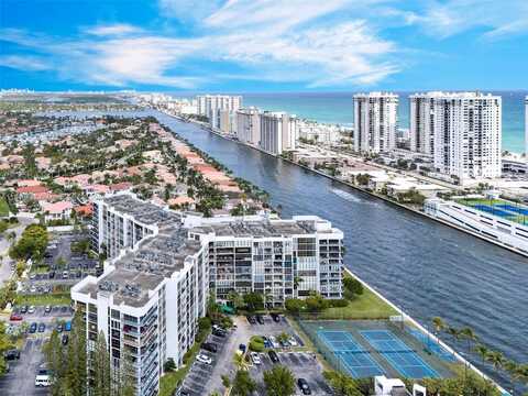 1000 Parkview Dr, Hallandale Beach, FL 33009