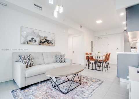 227 NE 2nd St, Miami, FL 33132